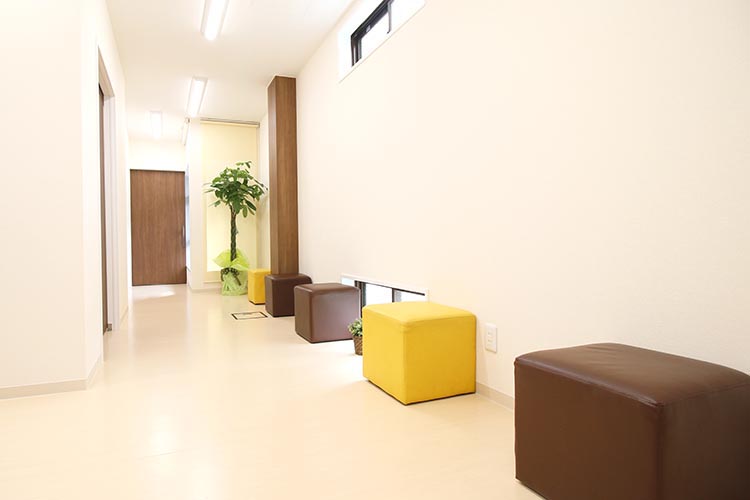 待合スペース(皮膚科)